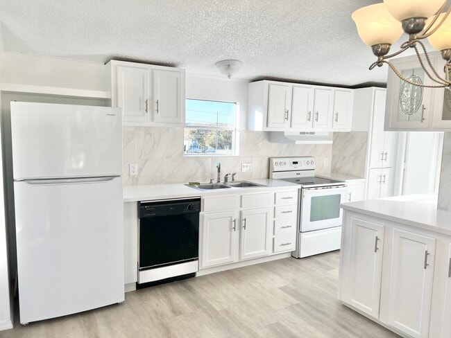 Photo - 14051 SE 63rd Ter