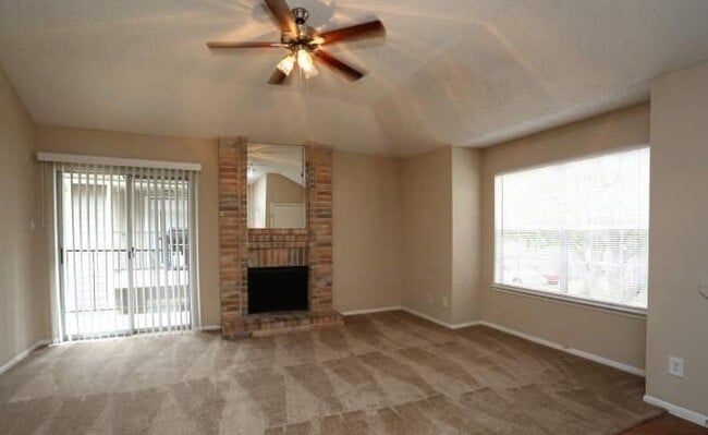 Photo - 2 bedroom in Spring TX 77388 Unit 2047