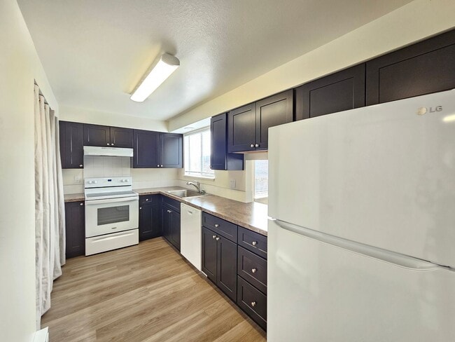 Photo - 2319 E 29th Ave Unidad 2325