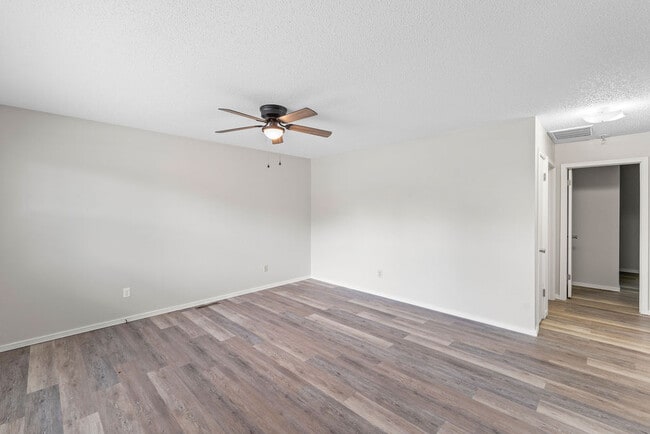 Photo - 2462 N Homewood Ave