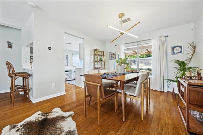 Photo - 1116 Collinwood W Dr