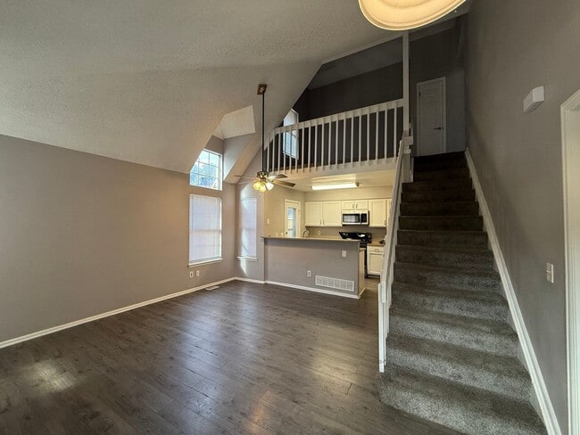 Photo - Spacious Aurora Townhome