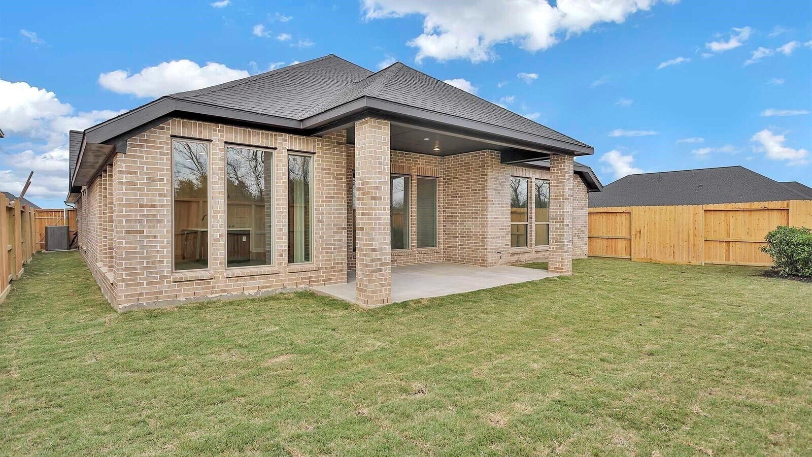 Photo - 5026 Albany Shores Ln