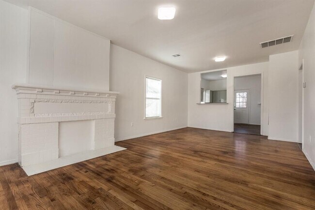 Photo - 1235 NW 45th St