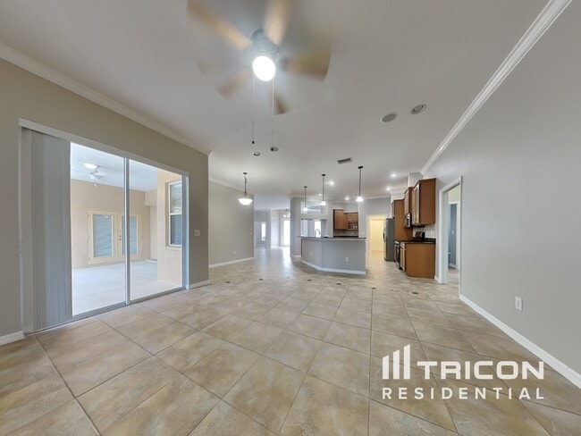 Photo - 2110 152nd Ct E