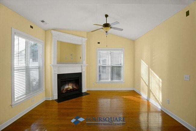 Photo - Lovely End-Unit Townhome with Office Space, Fenced Yard & Garage – Minutes from Downtown Raleigh