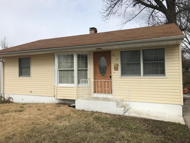 Building Photo - 221 Ben Nevis Rd Rental