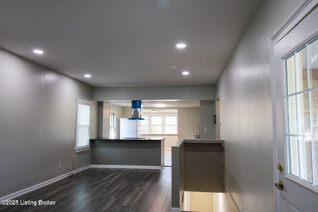 Photo - 4608 Cliff Ave