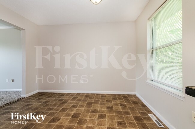 Photo - 804 Covey Dr