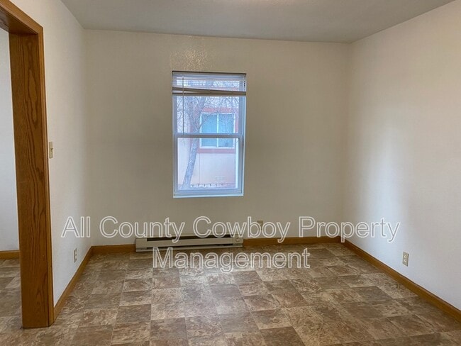 Photo - 1557 W Jefferson St Unit Apt. A