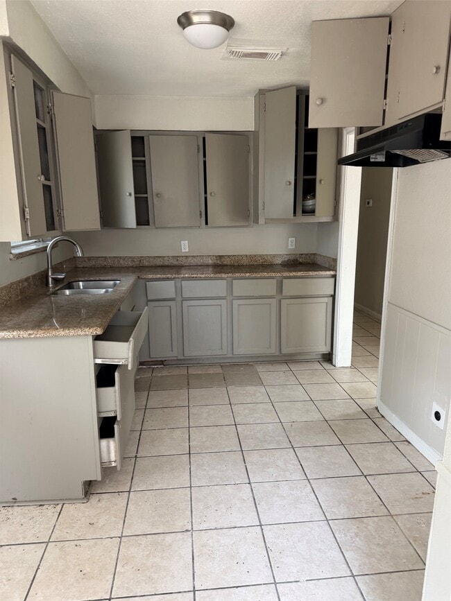 Photo - 1209 Glenn Ave