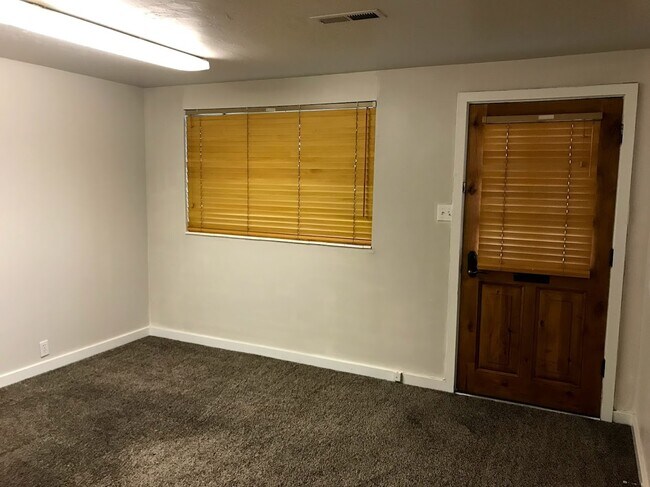 3443 S State St Unidad 10