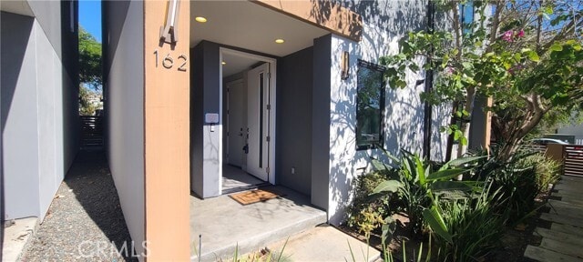 Photo - 162 W Robinson Ave