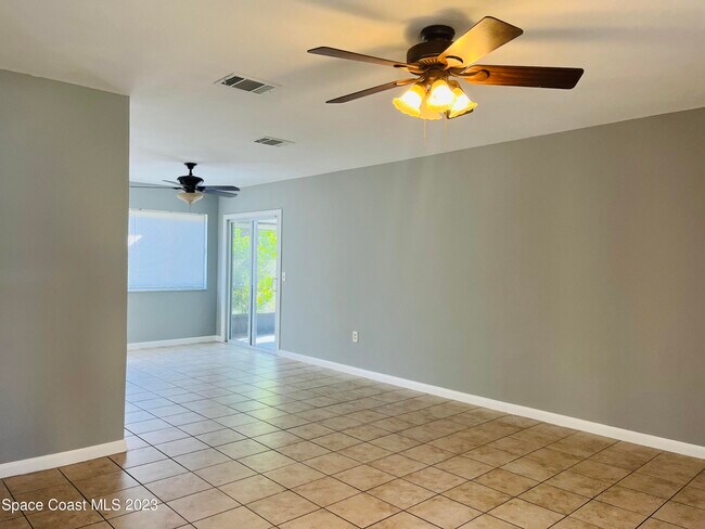 Photo - 217 Manth Ave