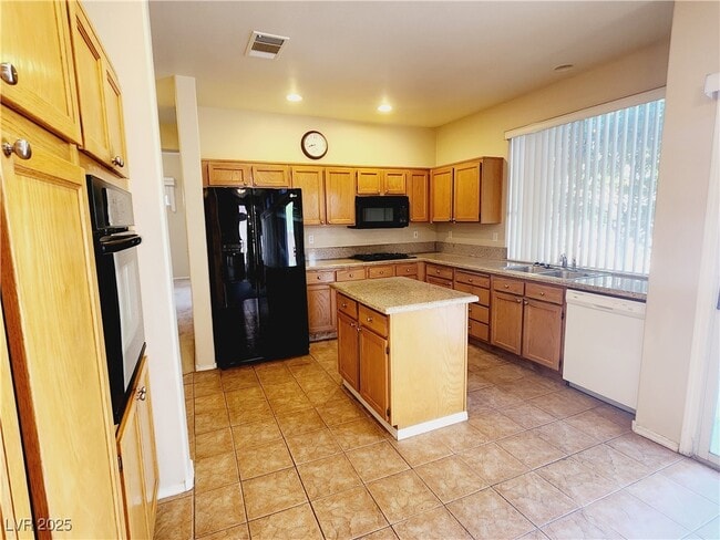 Building Photo - 1725 Wandering Winds Way