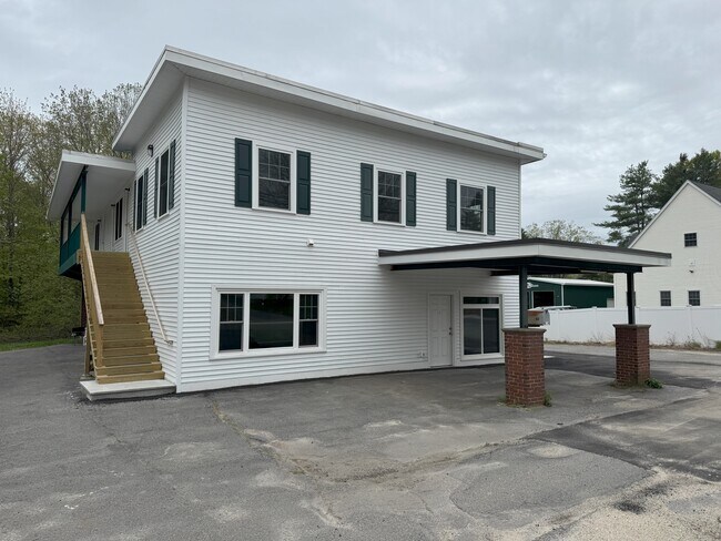 162 Narragansett St