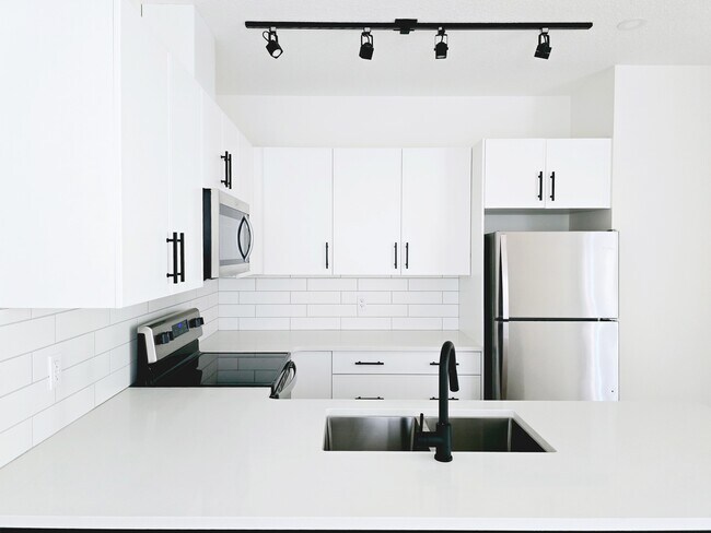 Photo - 9207-9117 117 Ave NW Unit 9207 MAIN