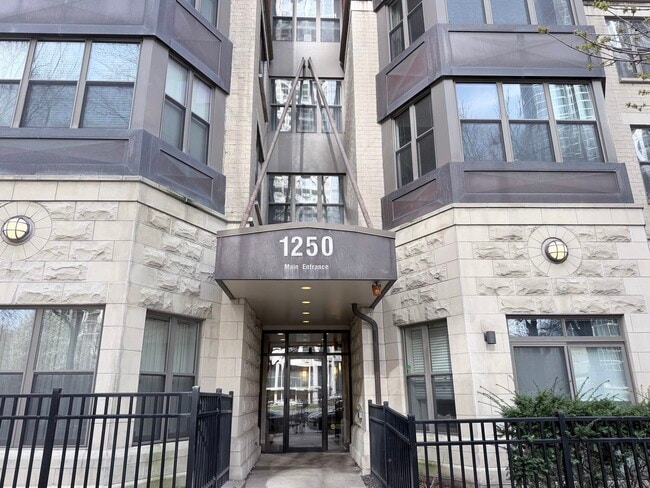 Photo - 1250 S Indiana Ave Unit 509