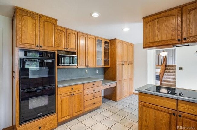 Photo - 2117 Stonehenge Cir