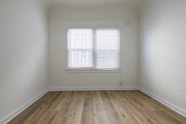Newly Remodeled Studio Apartment