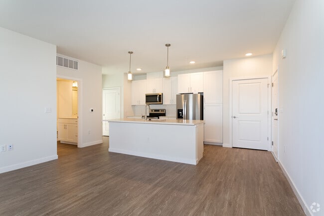 A2 1BR, 1BA - 774SF