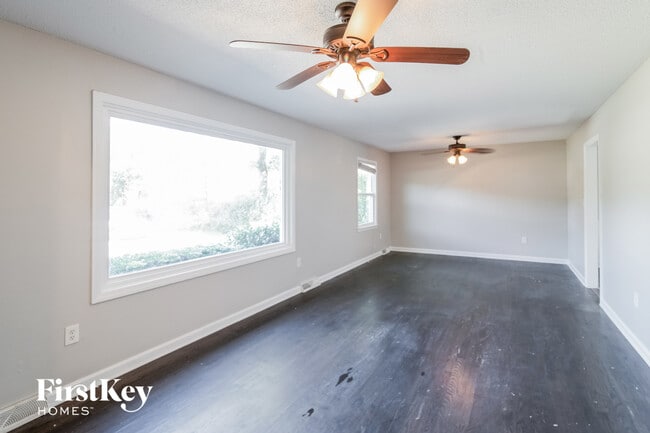 Photo - 729 Harbor View Rd