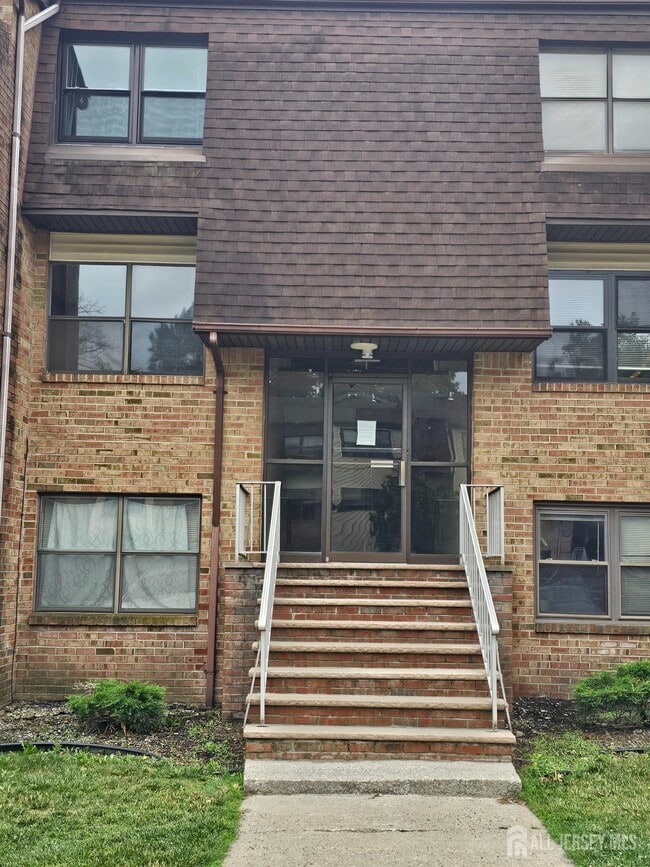 Photo - 1714 Raspberry Ct