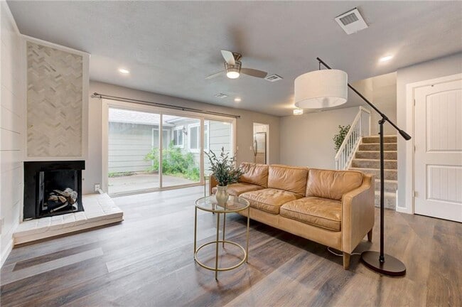 Photo - 2833 Indian Creek Blvd Townhome