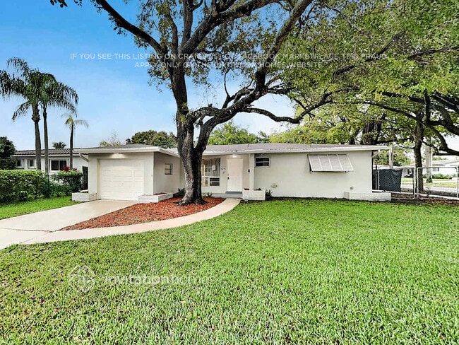 Building Photo - 3241 Pierce St