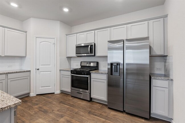 Photo - 301 Brooklyn Dr