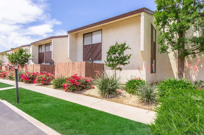 Cedarwood Apartments