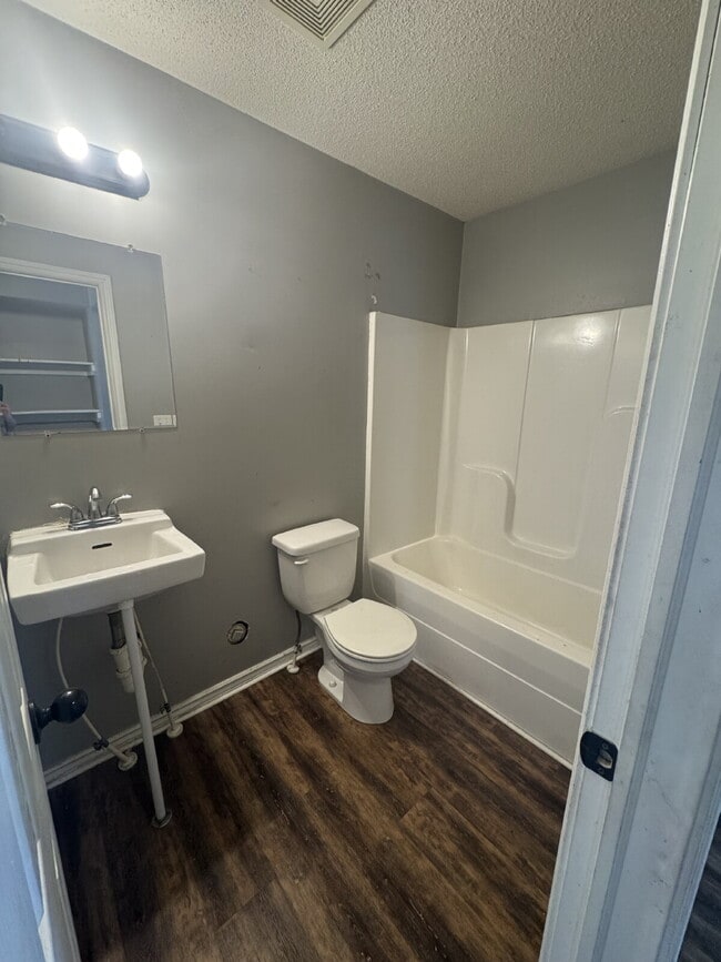 Photo - 824 S Water St Unit 4