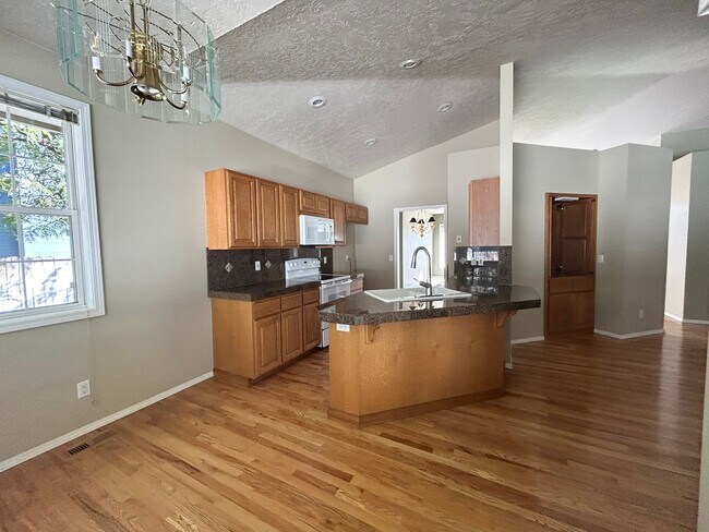 Photo - Beautiful Single-Level Home in a Prime Boi...