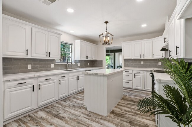 Photo - 3219 Chippers Crossing