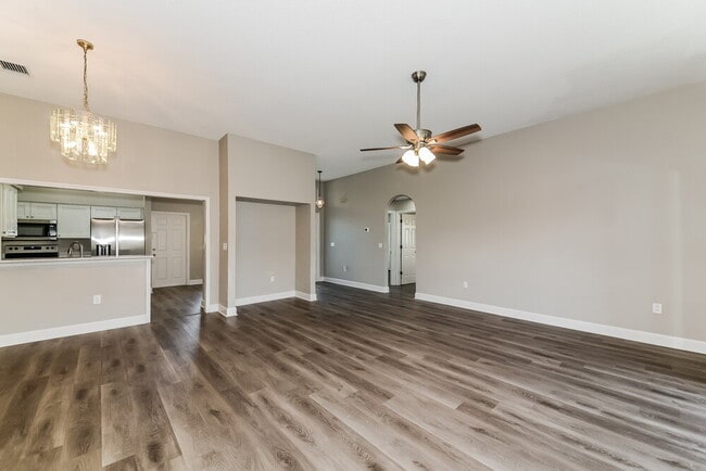 Photo - 7141 40th Ln E