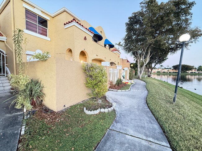 Photo - 8570 NW 3rd Ln