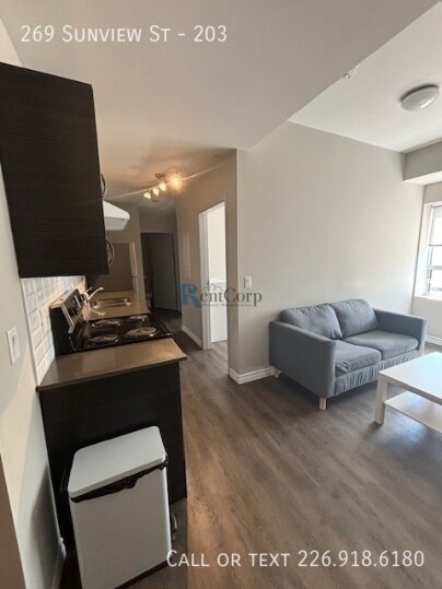 Photo - 269 Sunview St