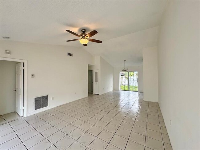 Photo - 20421 NW 32 Ct