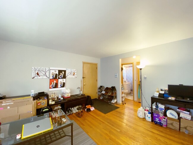 4112 N. Kedvale-4114-2E - 4112 N. Kedvale-4114-2E Apartment Unit 4114-2E