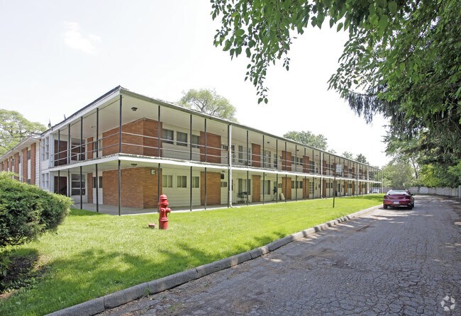 Granville Manor Apartments - Granville Manor Apartments