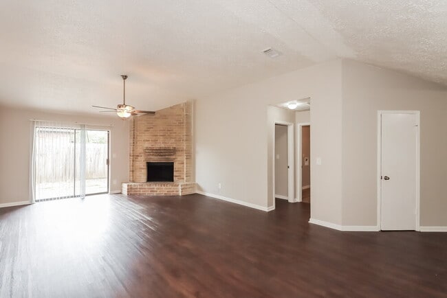 Photo - 20810 Union Park Dr