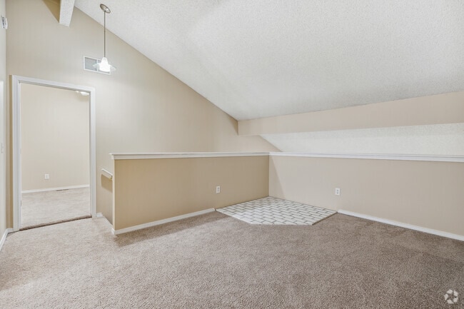 3BR, 2BA - 1,471SF - Primary Bedroom