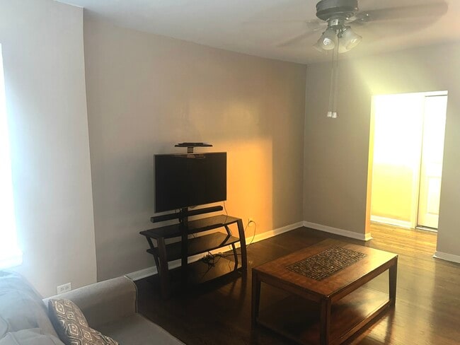 Photo - 3752 W Giddings St Unit 3