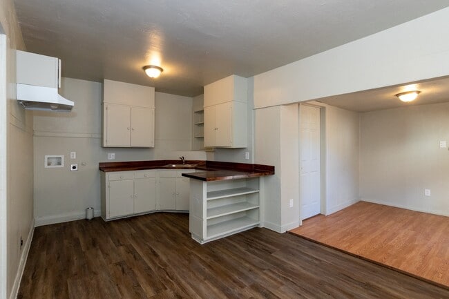 Photo - 1435 Magnolia St Unit B