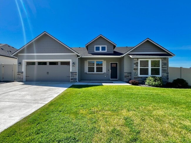 Building Photo - Non-Refundable & Security Deposit Total: $2950.00