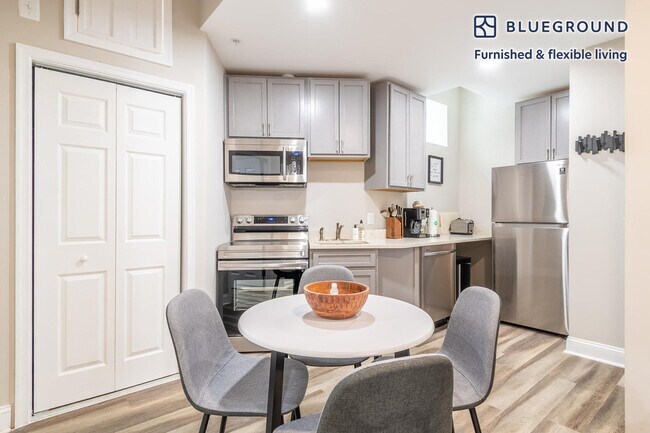 Photo - 133 7th St SE Unit FL0-ID819