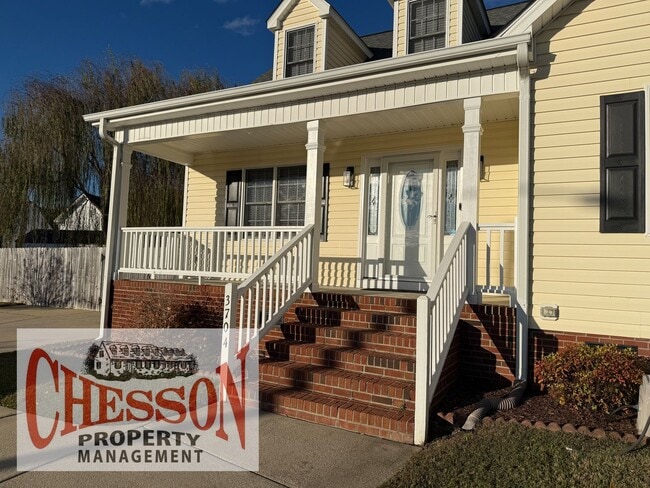 Photo - 3704 Warwick Pl