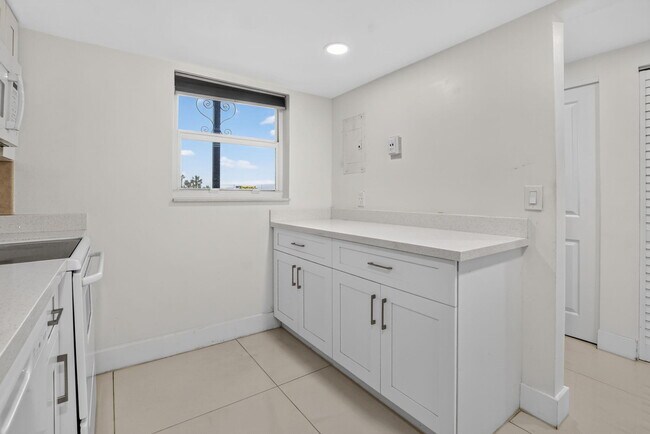 Photo - 10110 Boca Entrada Blvd Unit 305