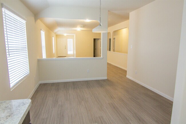 Photo - 944 River Sage Ct