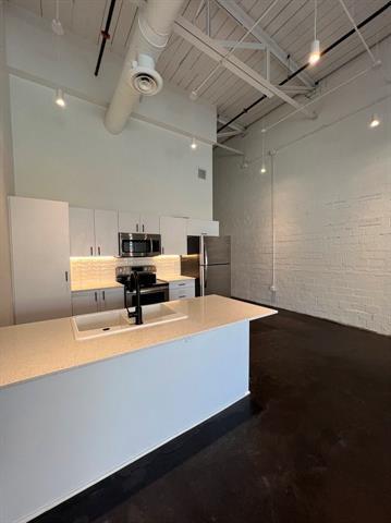 Photo - 3012 Clover St Unit 101